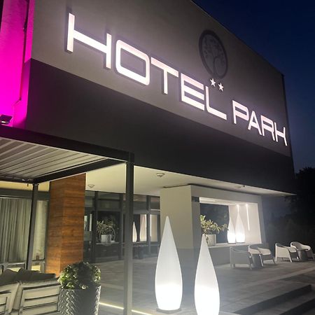 Hotel Park Opoczno Exterior photo