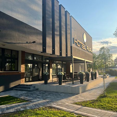 Hotel Park Opoczno Exterior photo