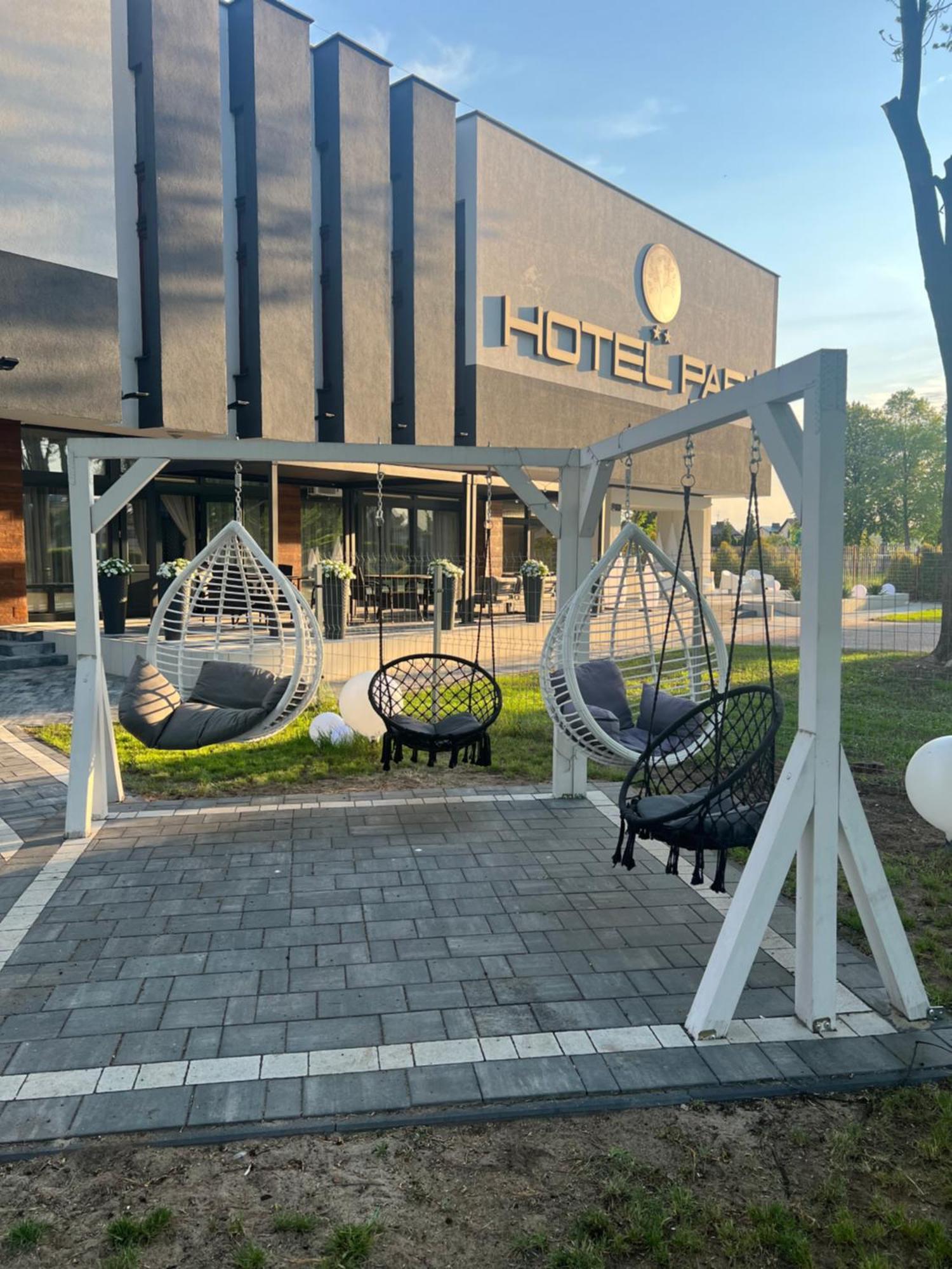 Hotel Park Opoczno Exterior photo